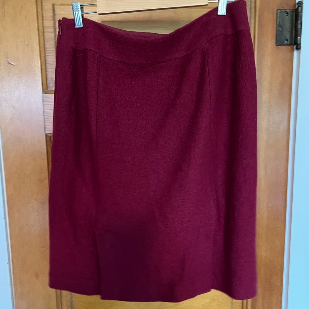 Burgundy Wool Banana Republic Skirt Size 14